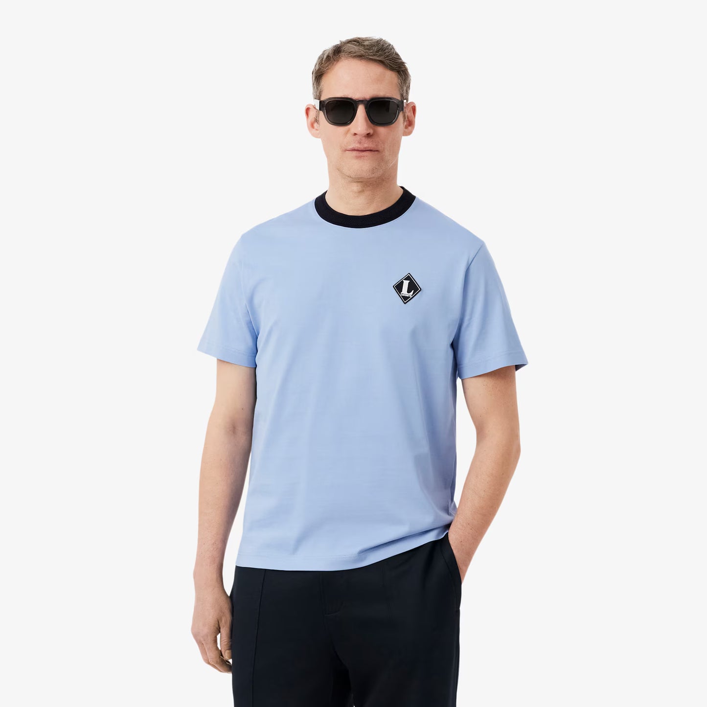 T-shirt avec badge "Fabriqué en France"