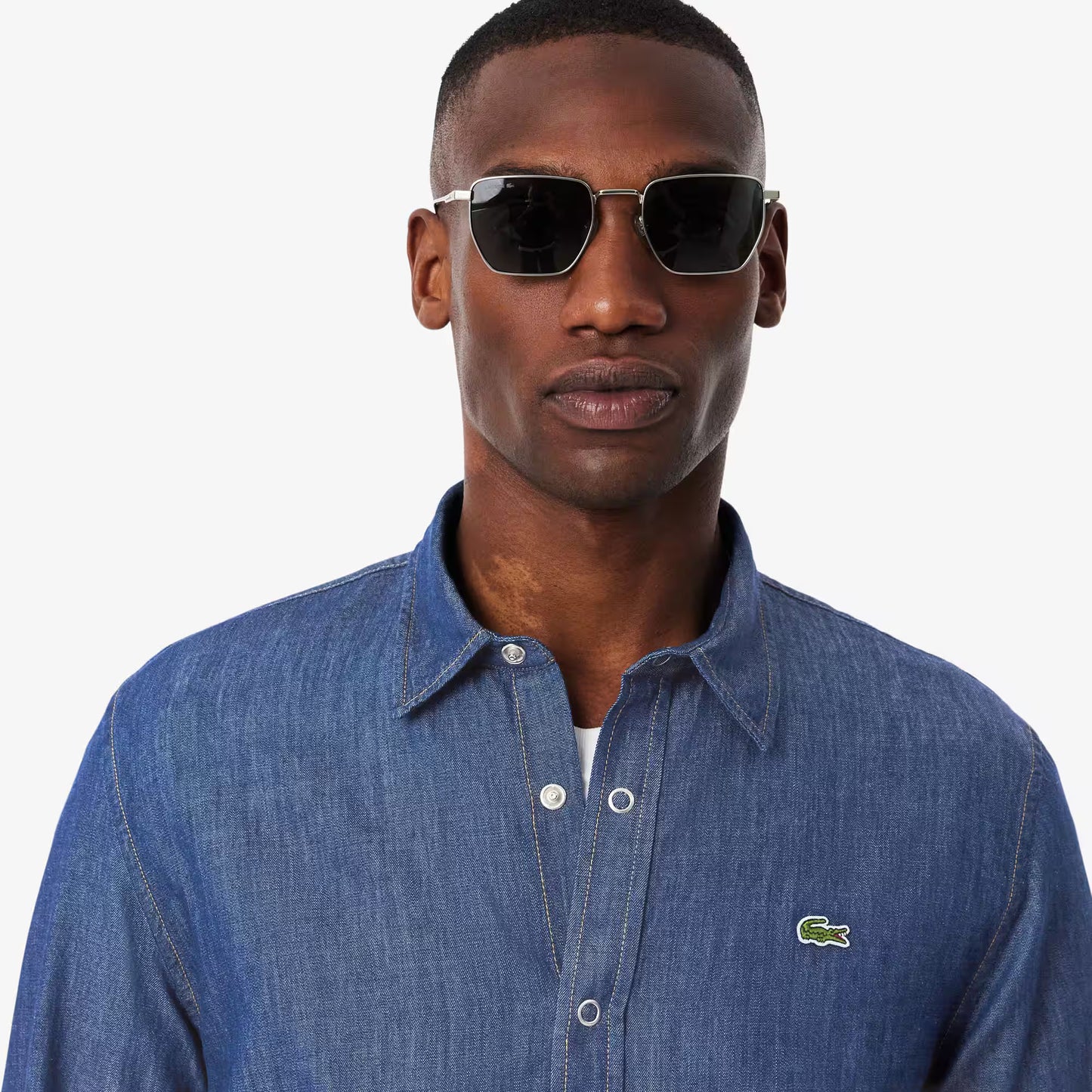 Chemise en jean légère coupe droite