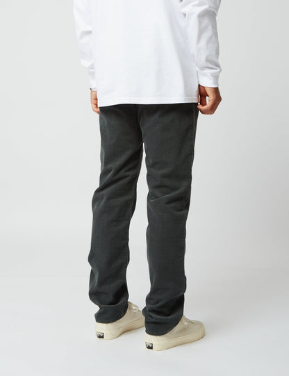 Pantalon Pontiac en velours côtelé (coupe décontractée) - Vert buis