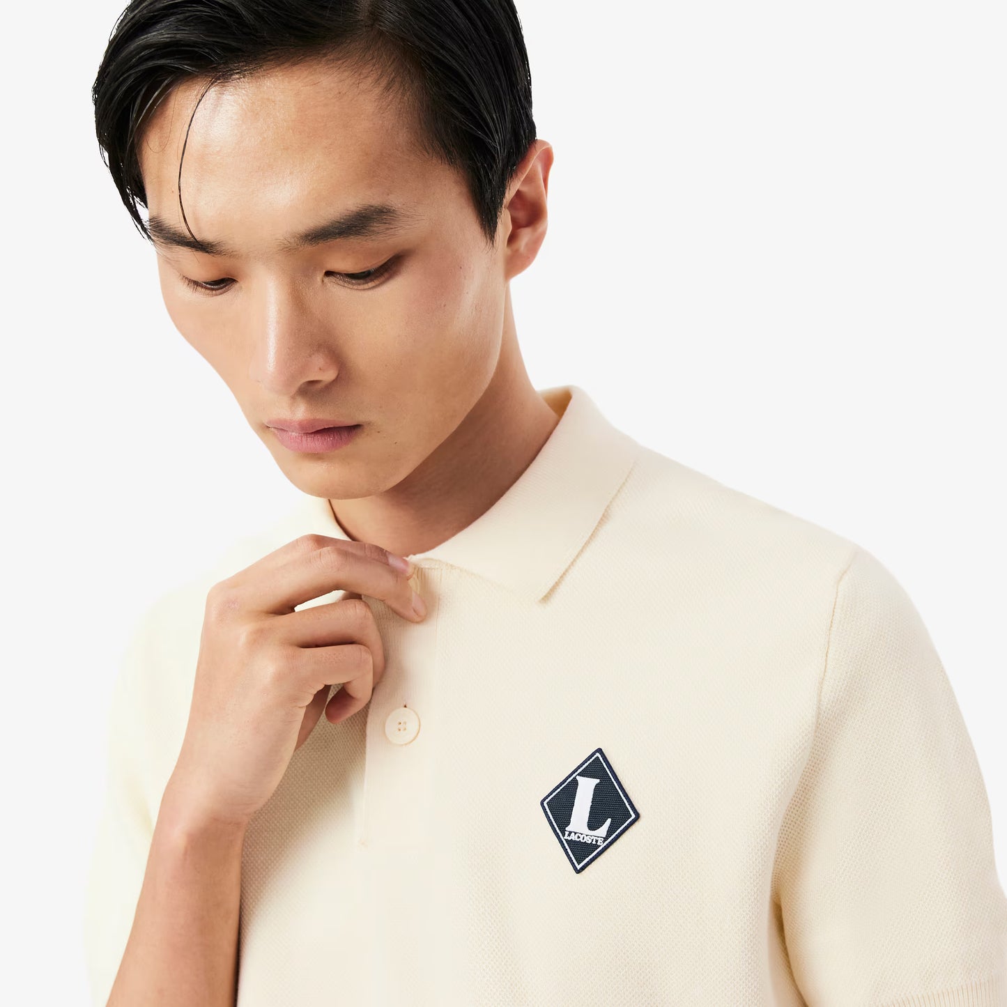 Pull ras du cou orné d'un badge Fabriqué en France