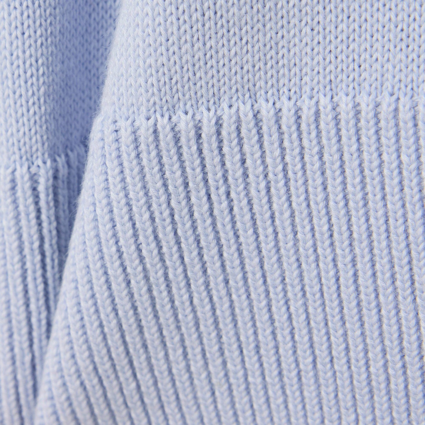 Pull en coton monochrome à col en V