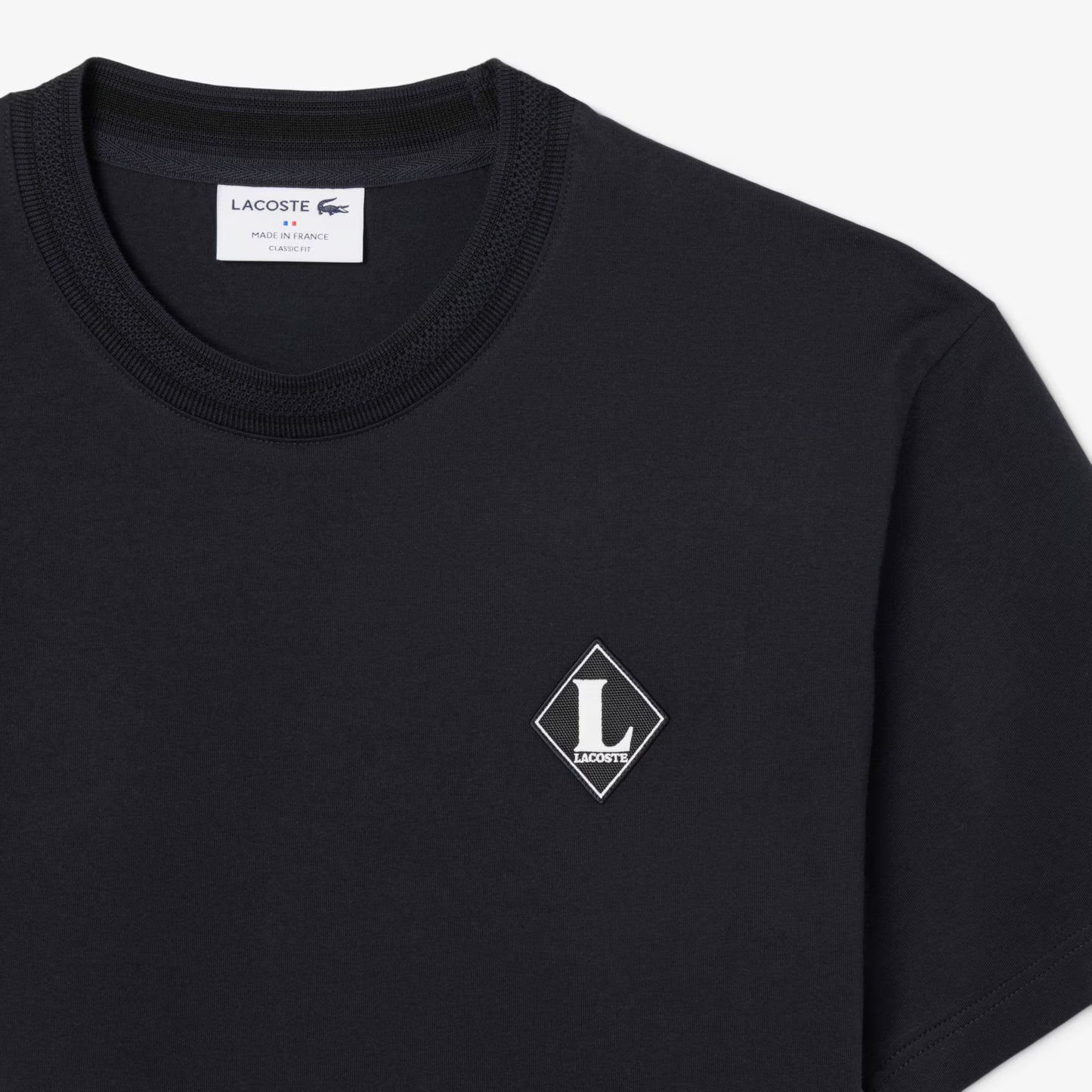 T-shirt avec badge "Fabriqué en France"